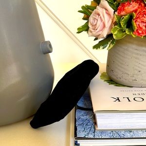 Lele Sadoughi black headband-  looks like new!